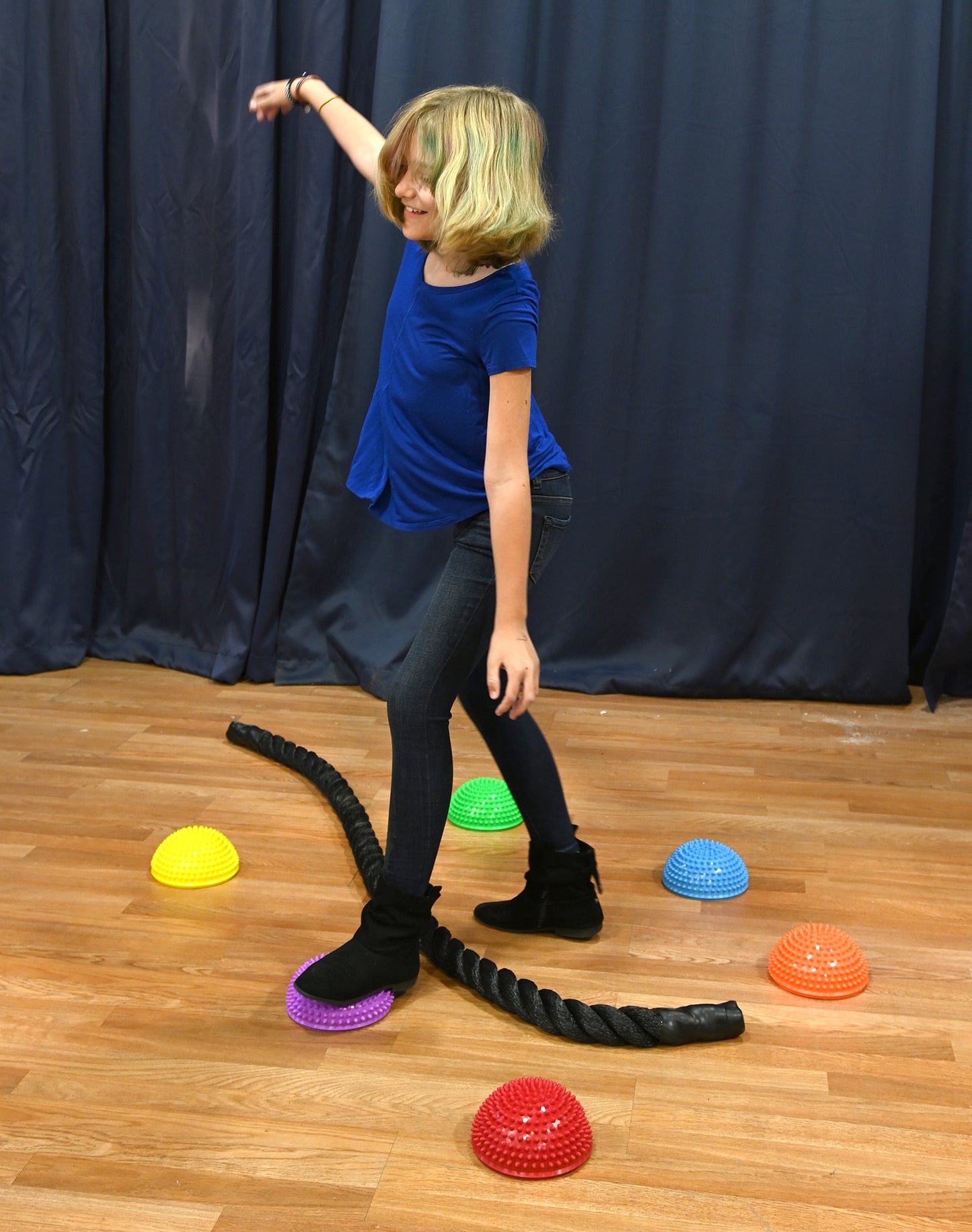 TACTILE BALANCE DOMES - Action Based Learning