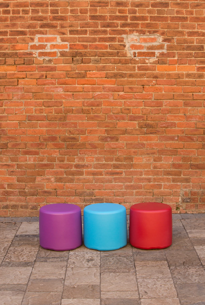 COMMON AREAS: Circle Collaborative Chairs - Action Based Learning