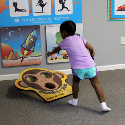 Monkey-See Eye Tracker Station - actionbasedlearning